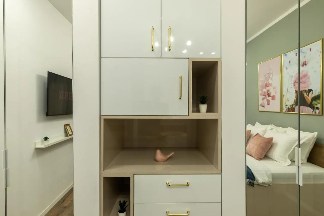 Dream Home - Prime Location 2Br Apt In Bucharest 0*,  Romania