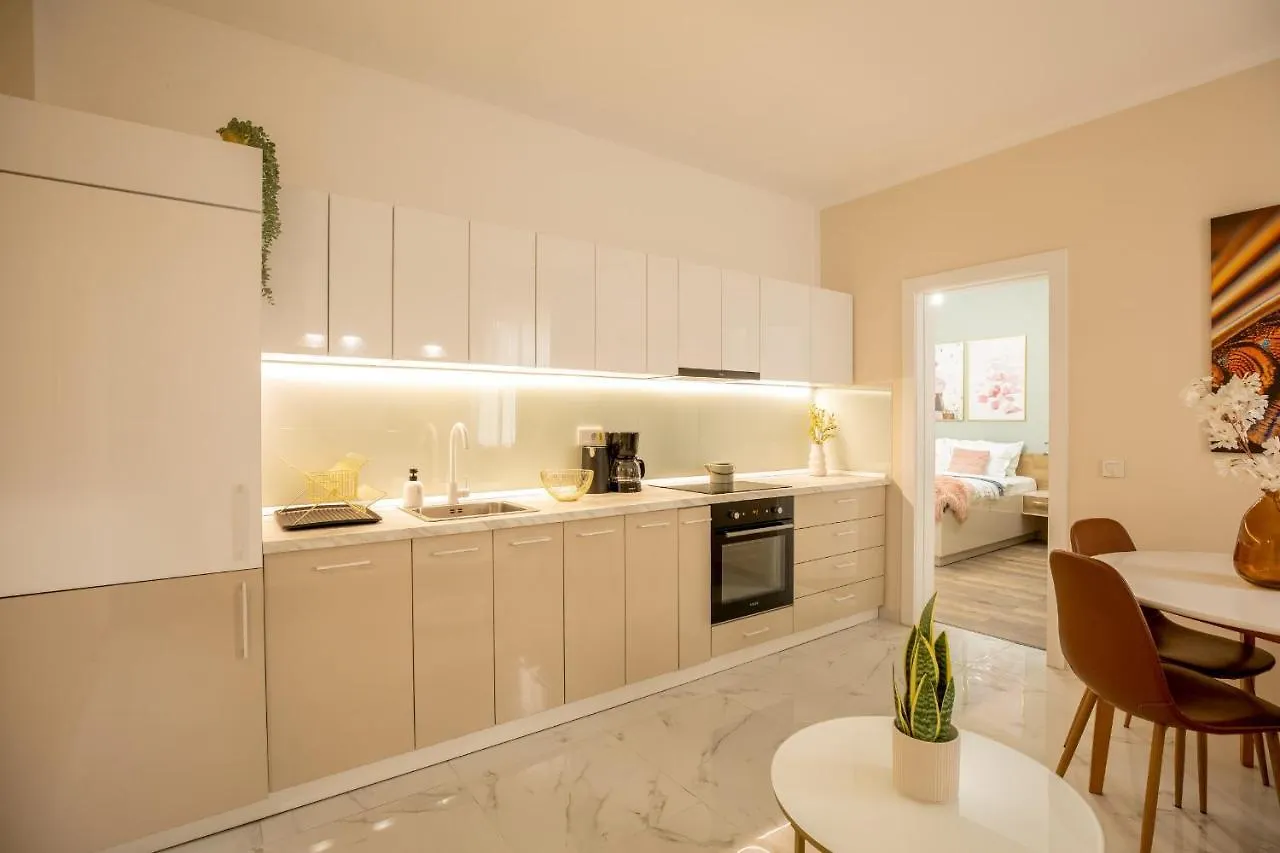 Dream Home - Prime Location 2Br Apt In Bucharest