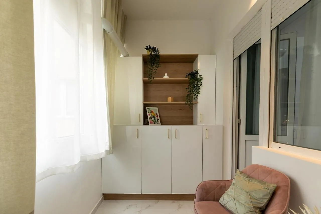 Apartment Dream Home - Prime Location 2Br Apt In Bucharest