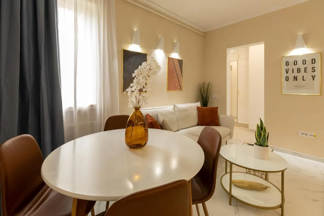 Dream Home - Prime Location 2Br Apt In Bucharest 0*,  Romania