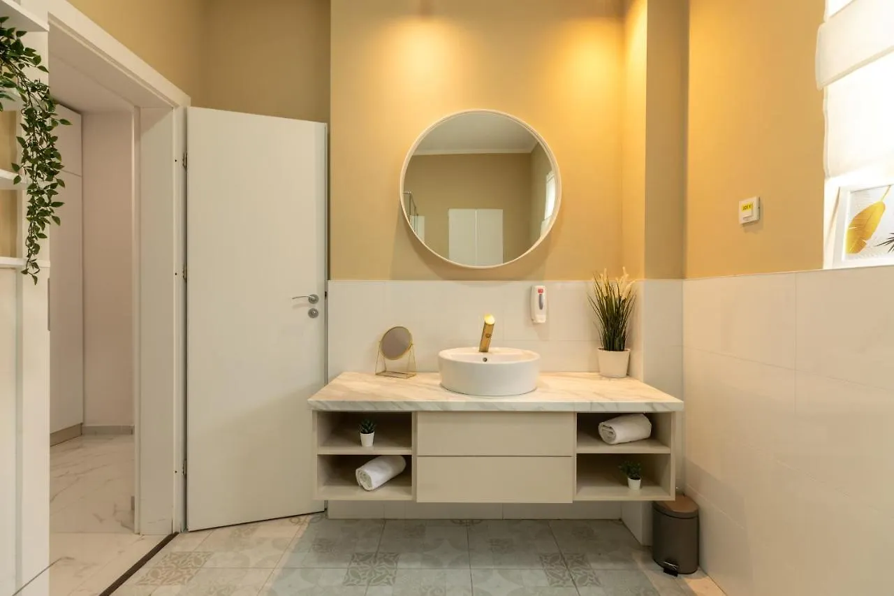 Dream Home - Prime Location 2Br Apt In Bucharest Apartment